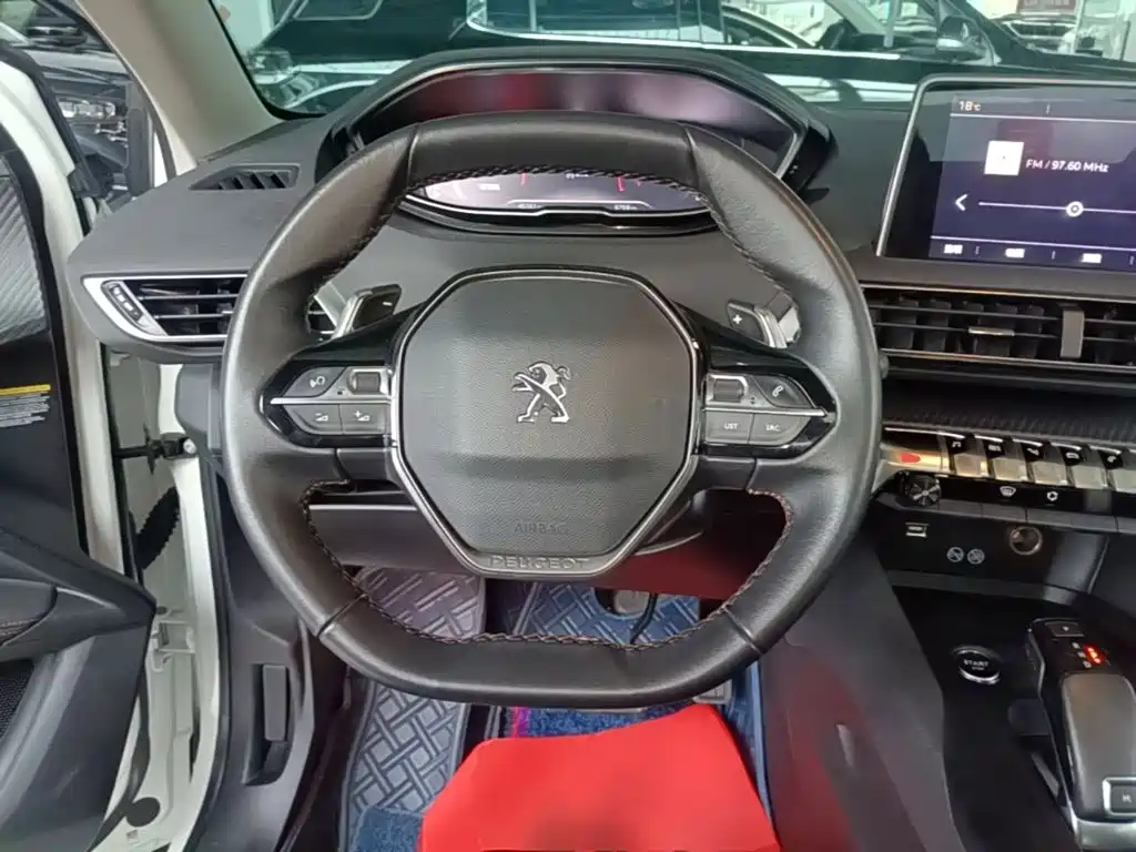 Peugeot 4008 — миниатюра 11