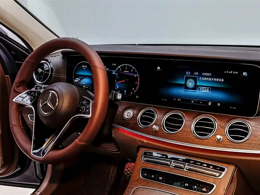 MERCEDES-BENZ E CLASS