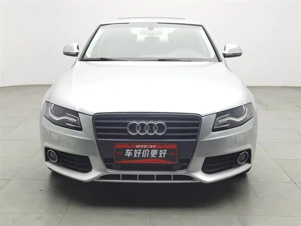 Audi A4L 2010 2.0 TFSI Luxury