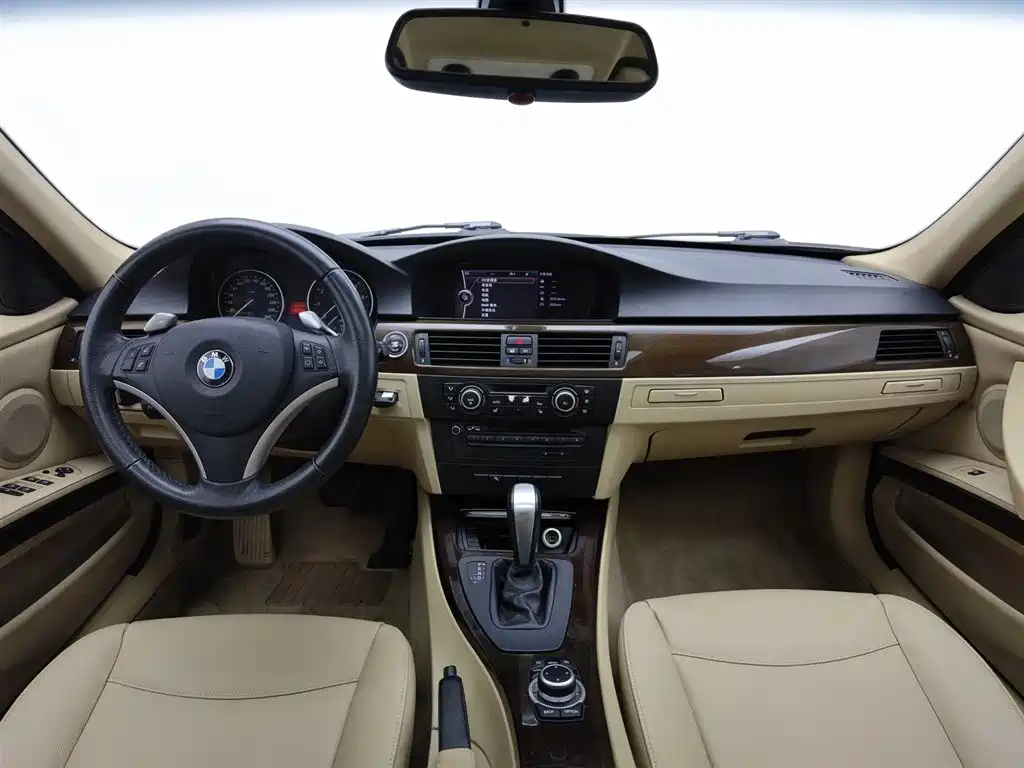 BMW 3 Series 3 2010 325i Luxury