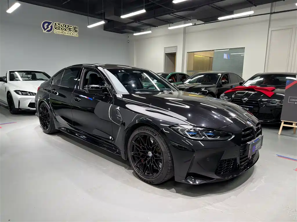 BMW M3 M3 4-door Sedan Thunder Edition, фото 3
