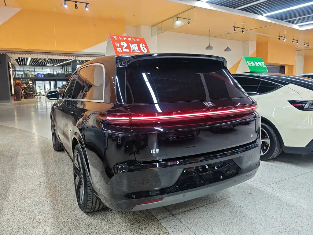 Li Auto IDEAL L8