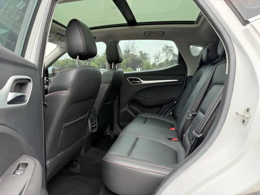 MG ZS — миниатюра 9