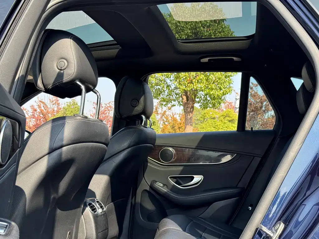 Mercedes-Benz GLC 2017 GLC 260 4MATIC