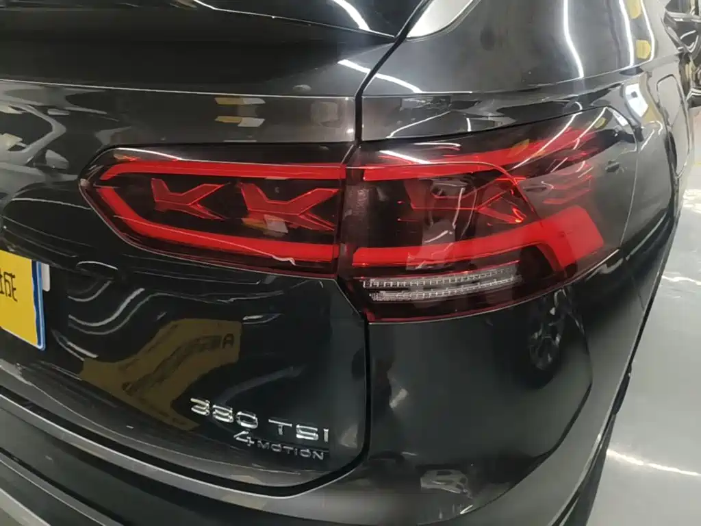 Volkswagen X — миниатюра 8
