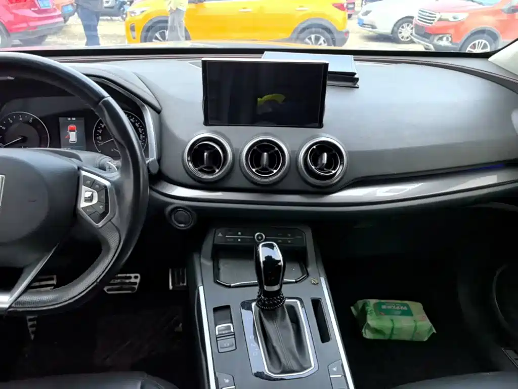 Wey Wey VV5 — миниатюра 13