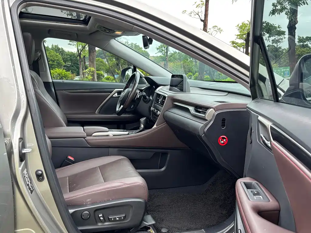 Lexus RX — миниатюра 9
