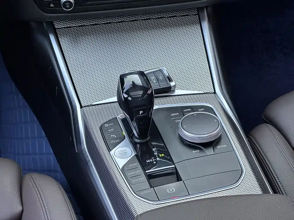 BMW 3 Series — миниатюра 6