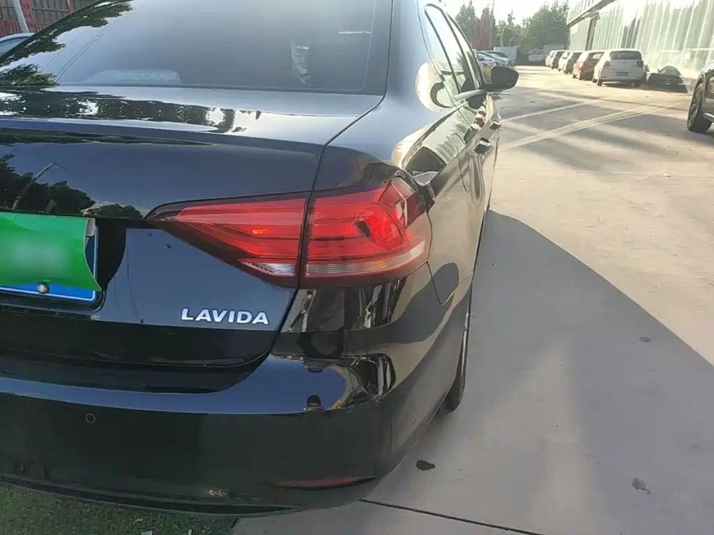 Volkswagen Lavida — миниатюра 8