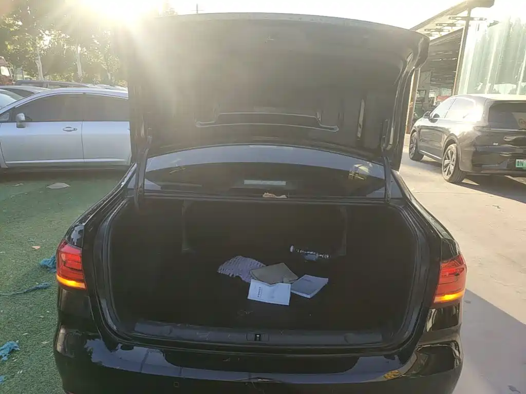 Volkswagen Lavida — миниатюра 19