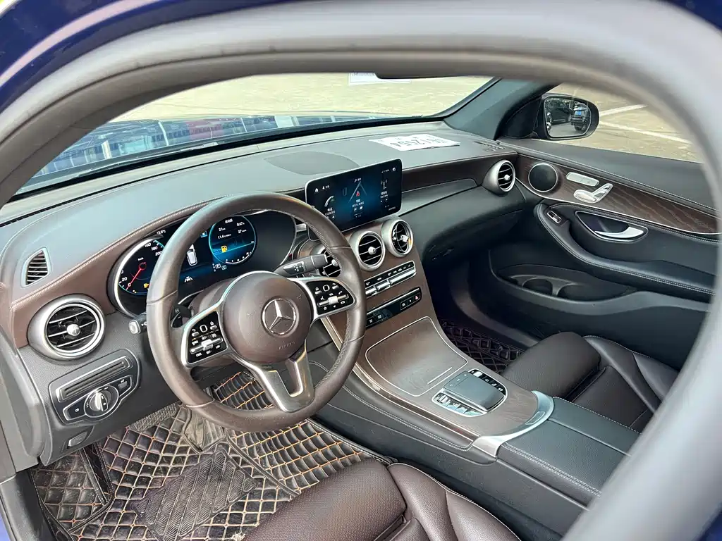 Mercedes-Benz GLC — миниатюра 9