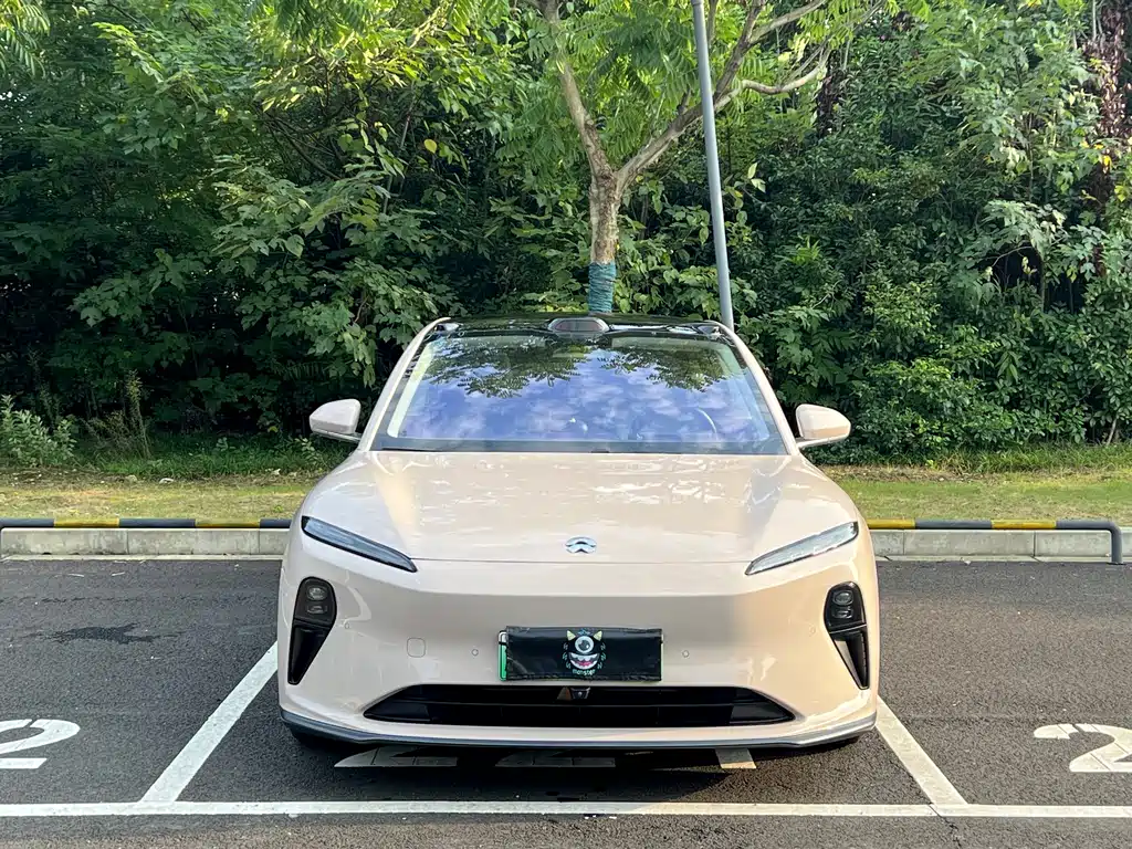 NIO ET5 — миниатюра 2