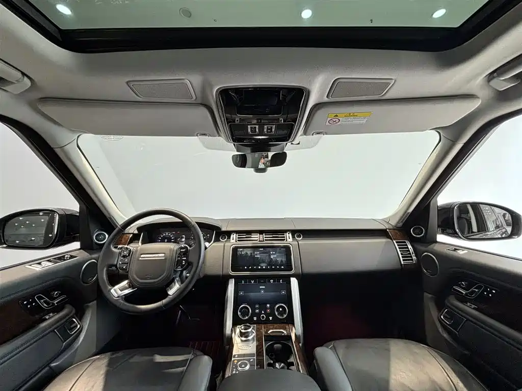 Land Rover Range Rover — миниатюра 13