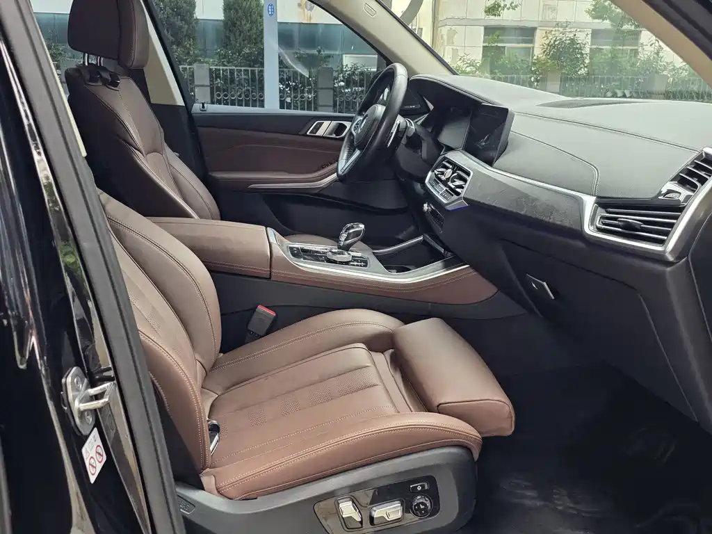 BMW X5 (Import) — миниатюра 4