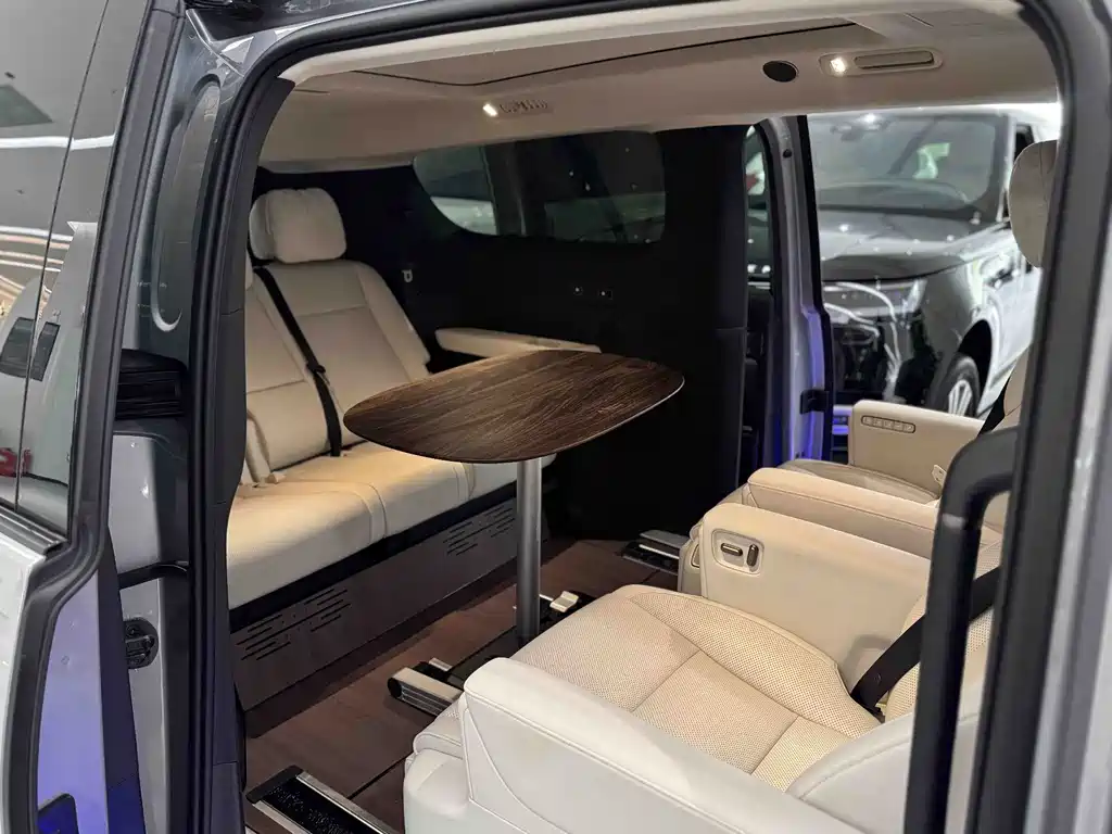 Li Auto Li MEGA — миниатюра 8