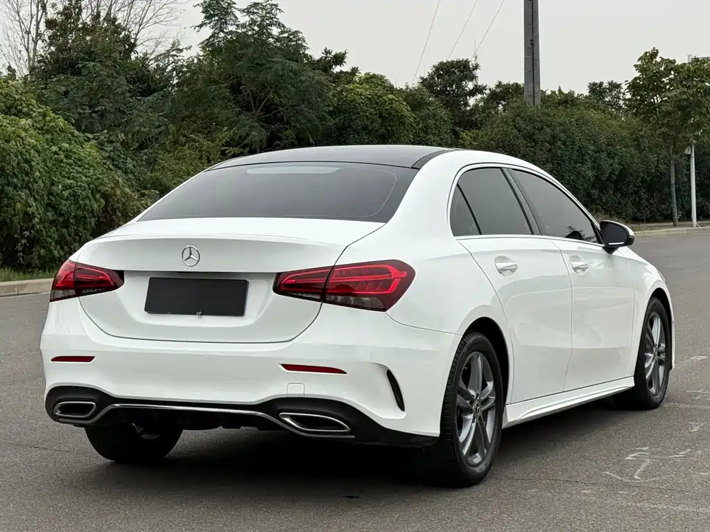 Mercedes-Benz A-Class 2022 — фото 18