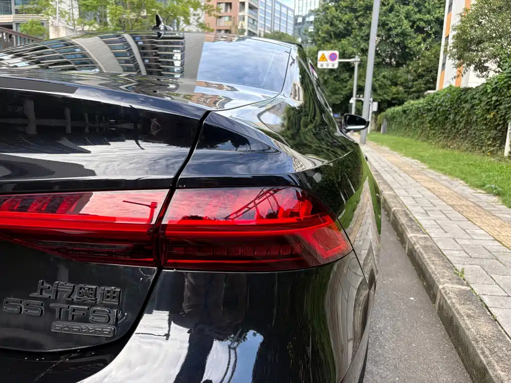 Audi A7L — миниатюра 15