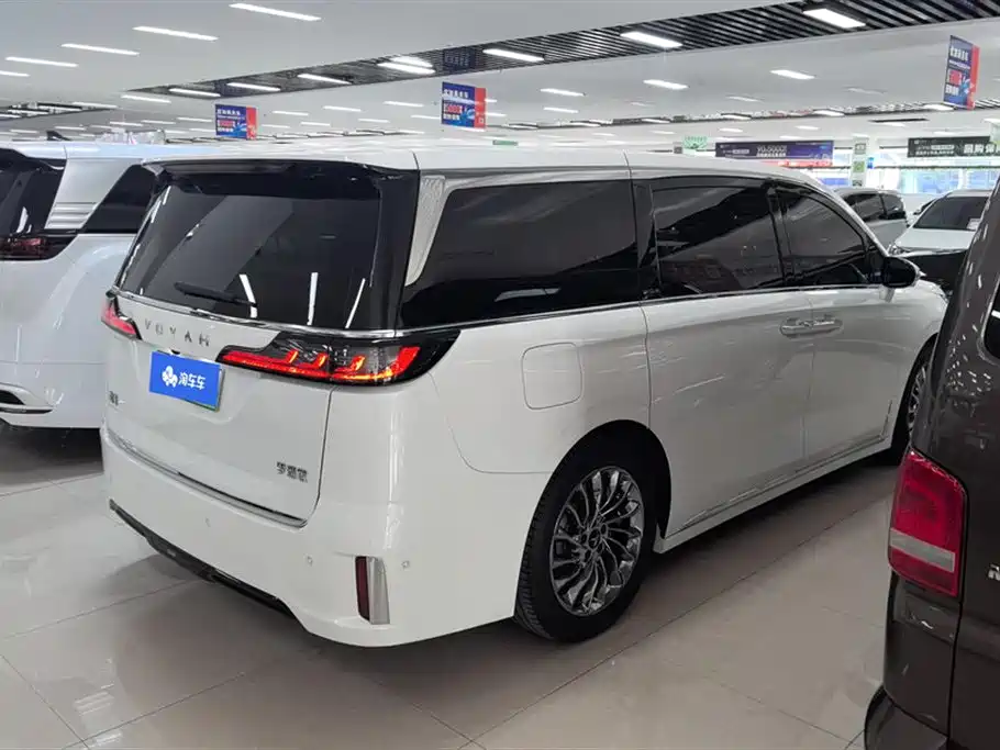 LANTU AUTOMOBILE LANTU DREAMER