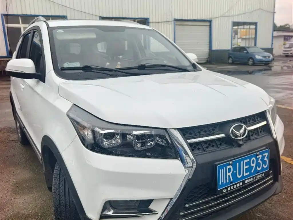 BAIC S3 2016 S3L 1.5L MT Premium
