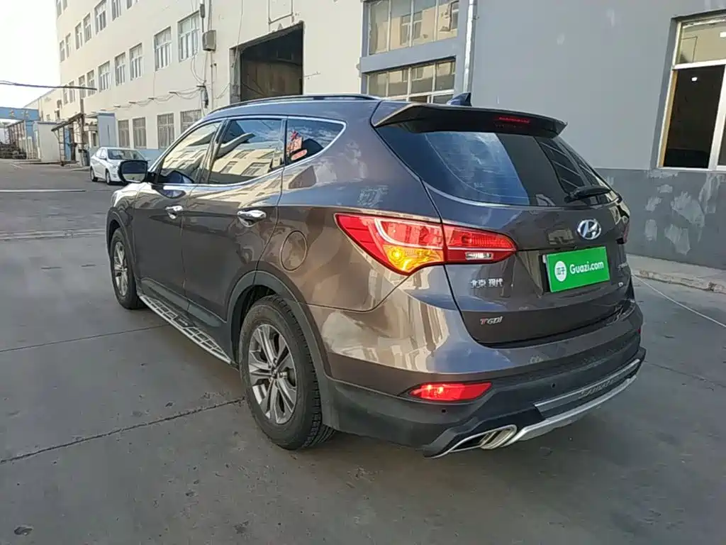 Hyundai Santa Fe — миниатюра 5