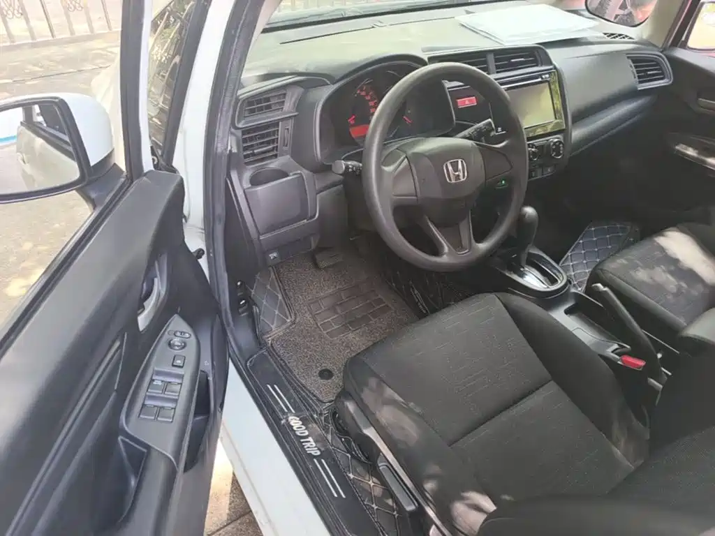 Honda Fit — миниатюра 21