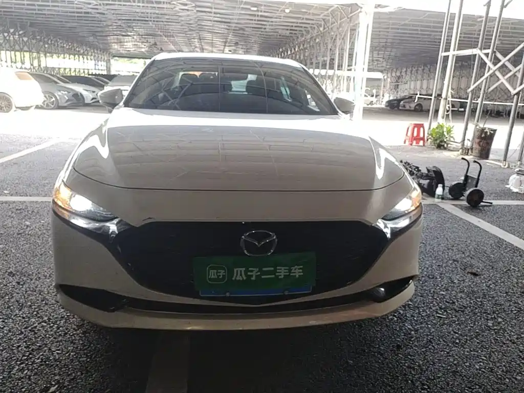 Mazda 3 Axela — миниатюра 3