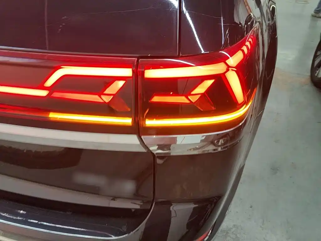 Volkswagen Teramont — миниатюра 8