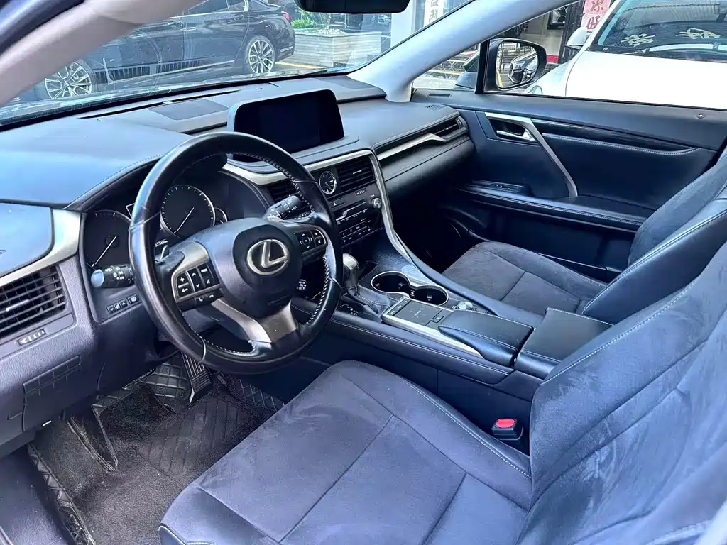 Lexus RX — миниатюра 3