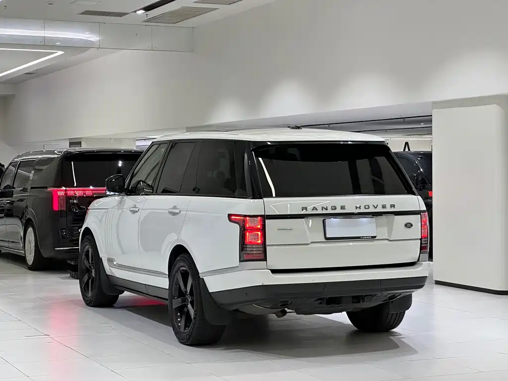 Land Rover Range Rover — миниатюра 5