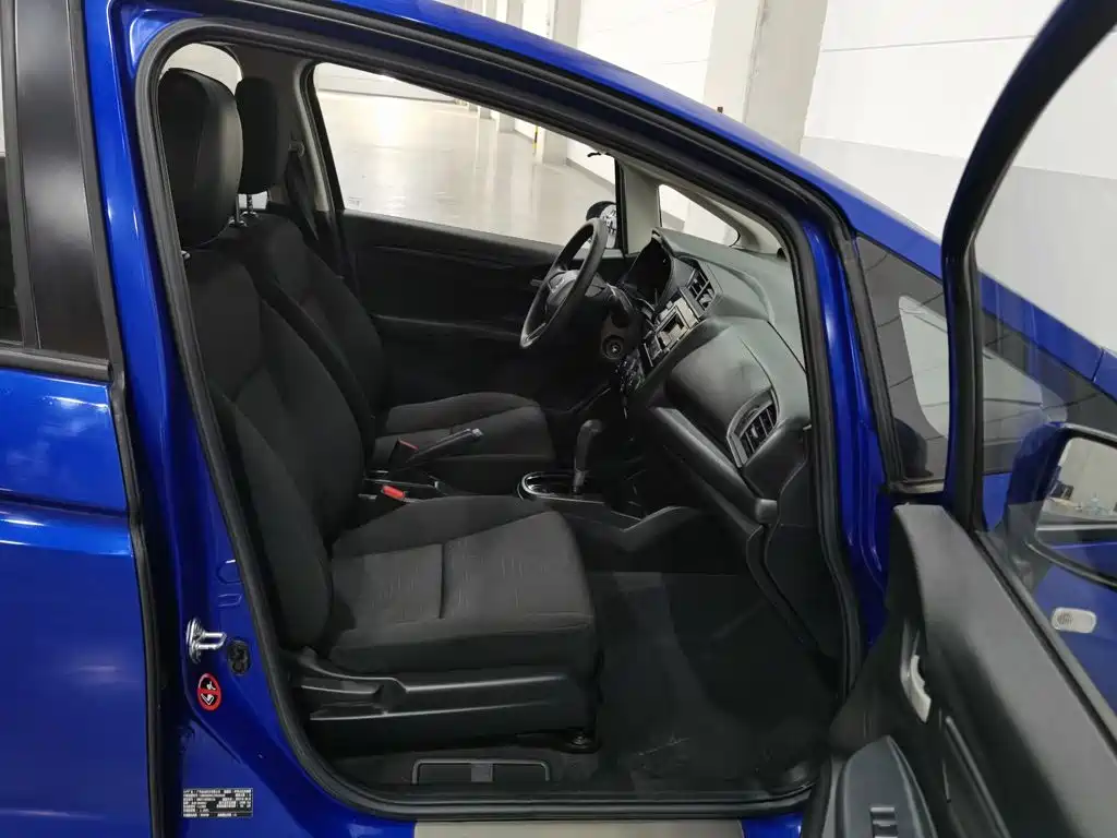 Honda Fit — миниатюра 23