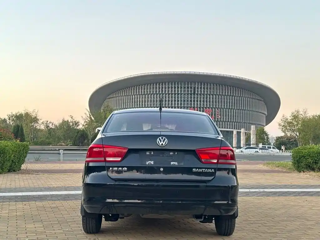 Volkswagen Santana — миниатюра 5