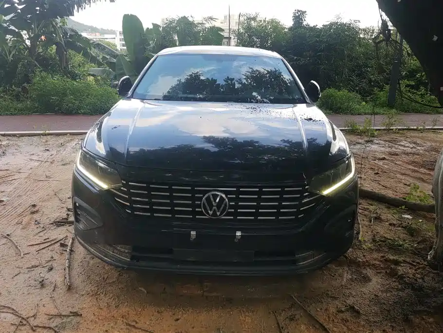 Volkswagen Passat 2022 280TSI