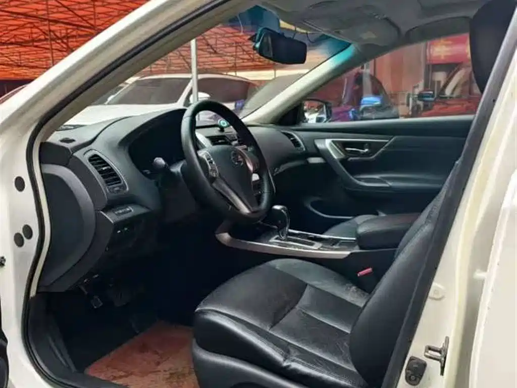Nissan Altima 2013 2.0L XL Comfort