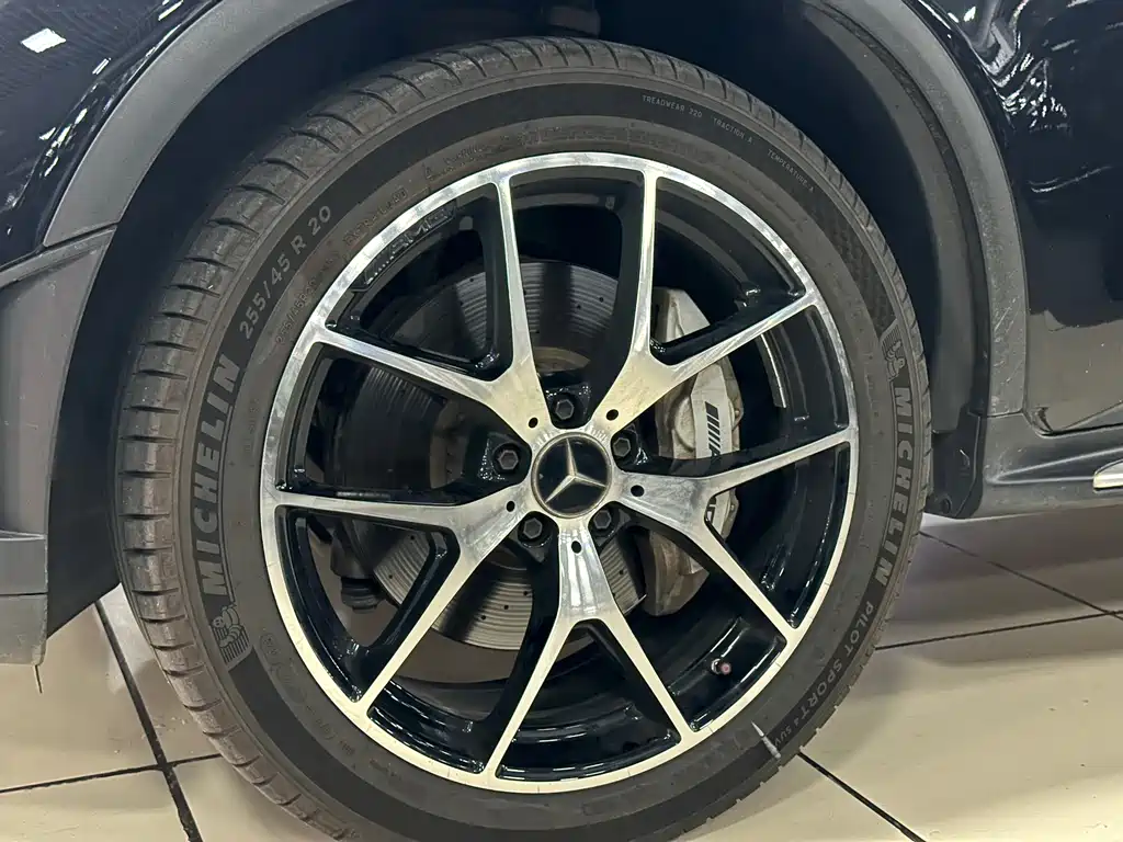 Mercedes-Benz GLC AMG — миниатюра 6