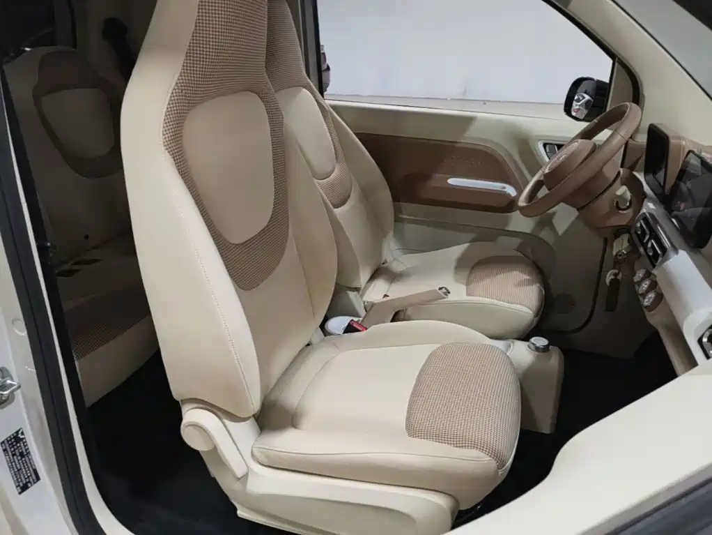 Wuling MINIEV — миниатюра 25