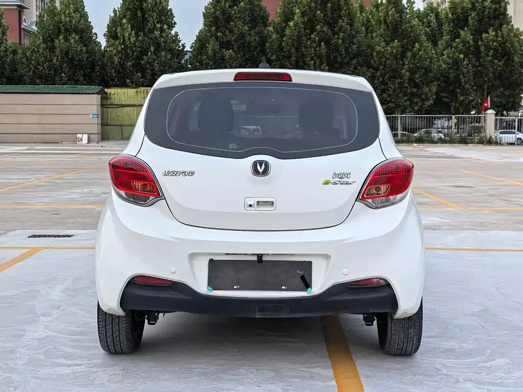 Changan Benben E-Star — миниатюра 8