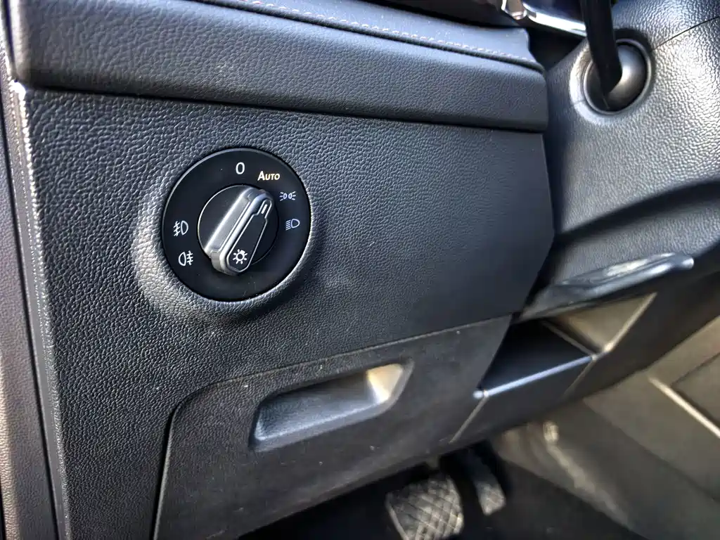 Volkswagen Tharu — миниатюра 10