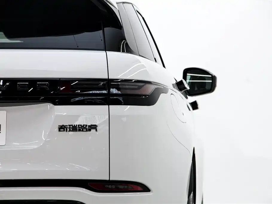 Land Rover Range Rover Evoque 2024 L SE