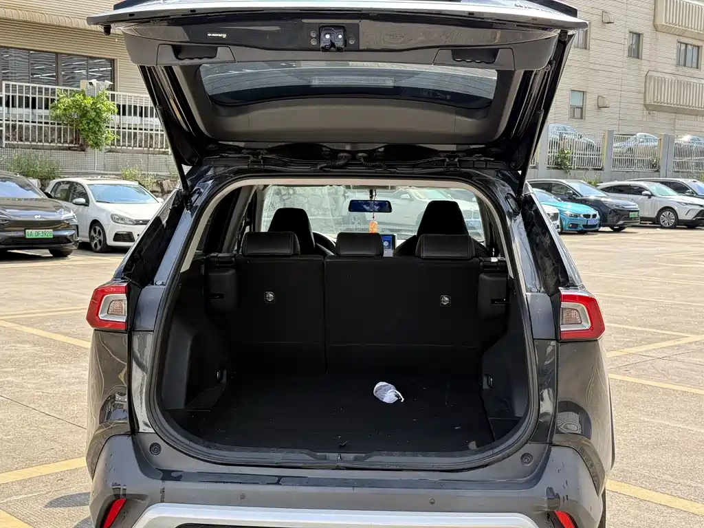 Toyota Wildlander — миниатюра 17