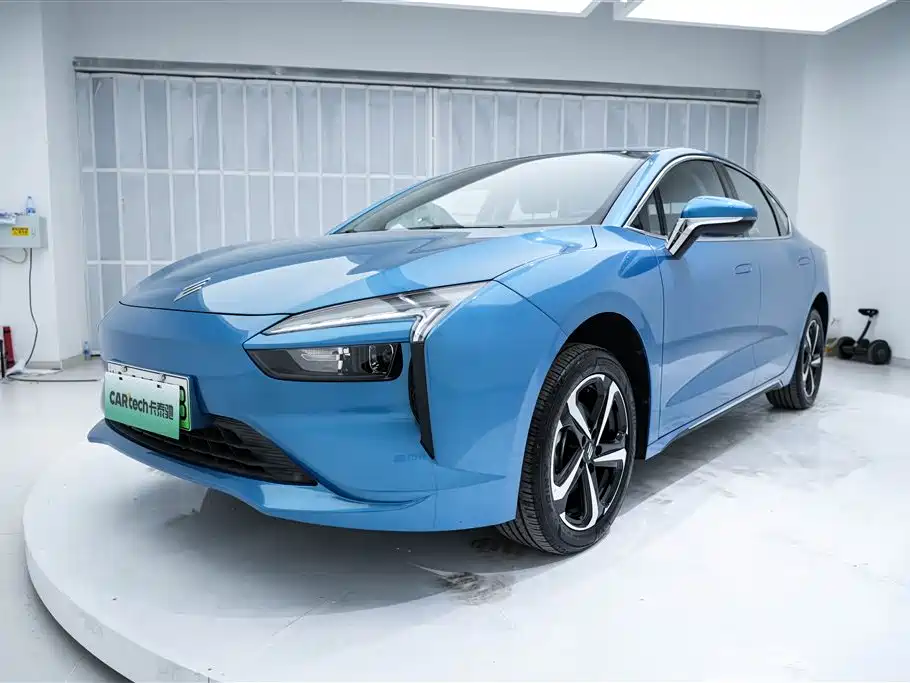 Jmev Yi 2025