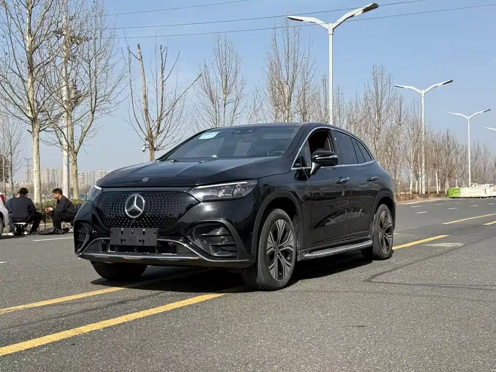 MERCEDES-BENZ EQE SUV
