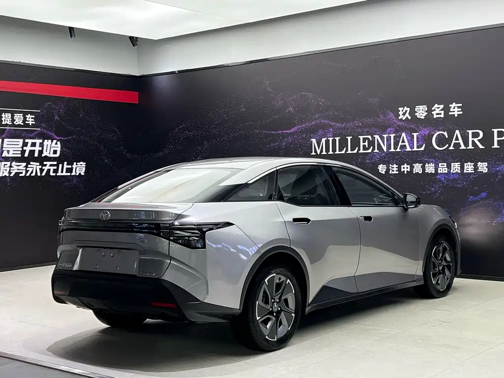 Toyota bZ3 — миниатюра 7
