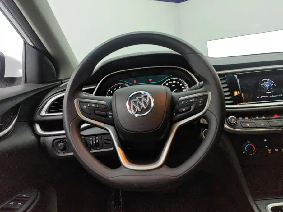 Buick Excelle — миниатюра 15