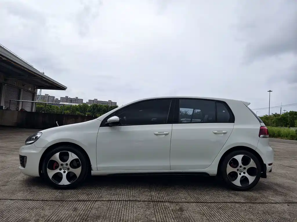 Volkswagen Golf (Import) — миниатюра 25