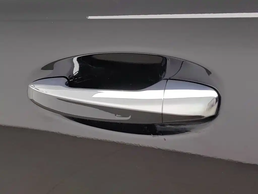 Mercedes-Benz EQB — миниатюра 18