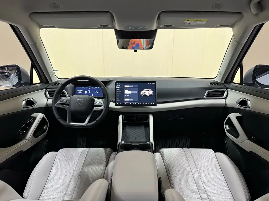 BYD Yuan UP — миниатюра 17