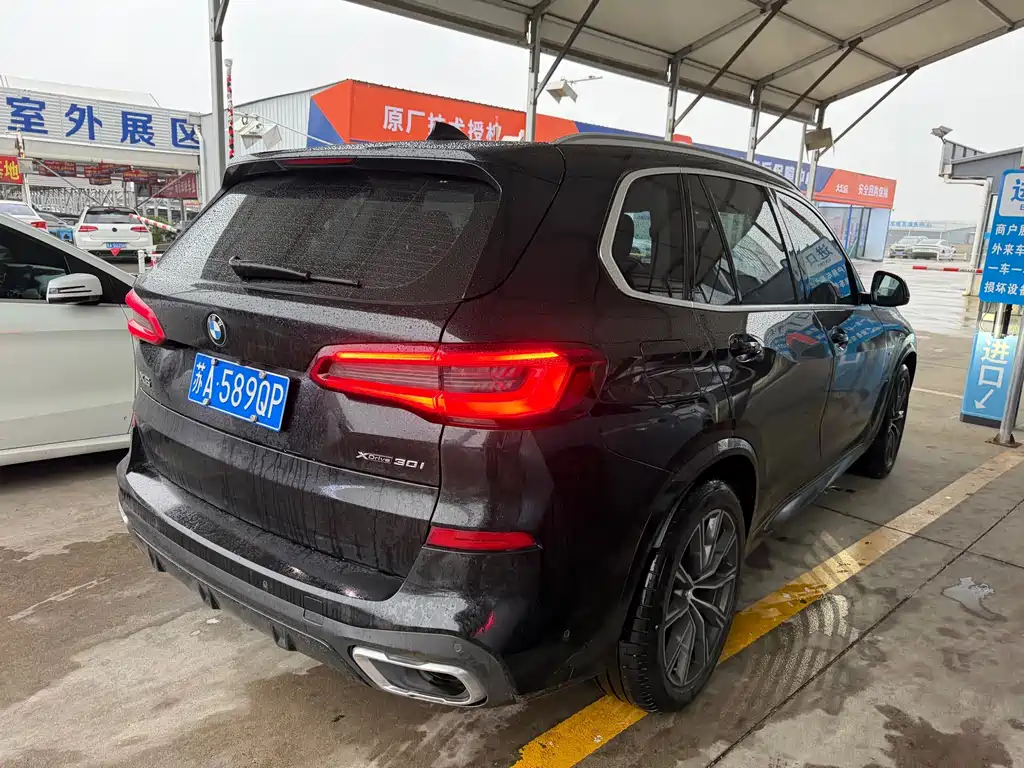 BMW X5 (Import) — миниатюра 19