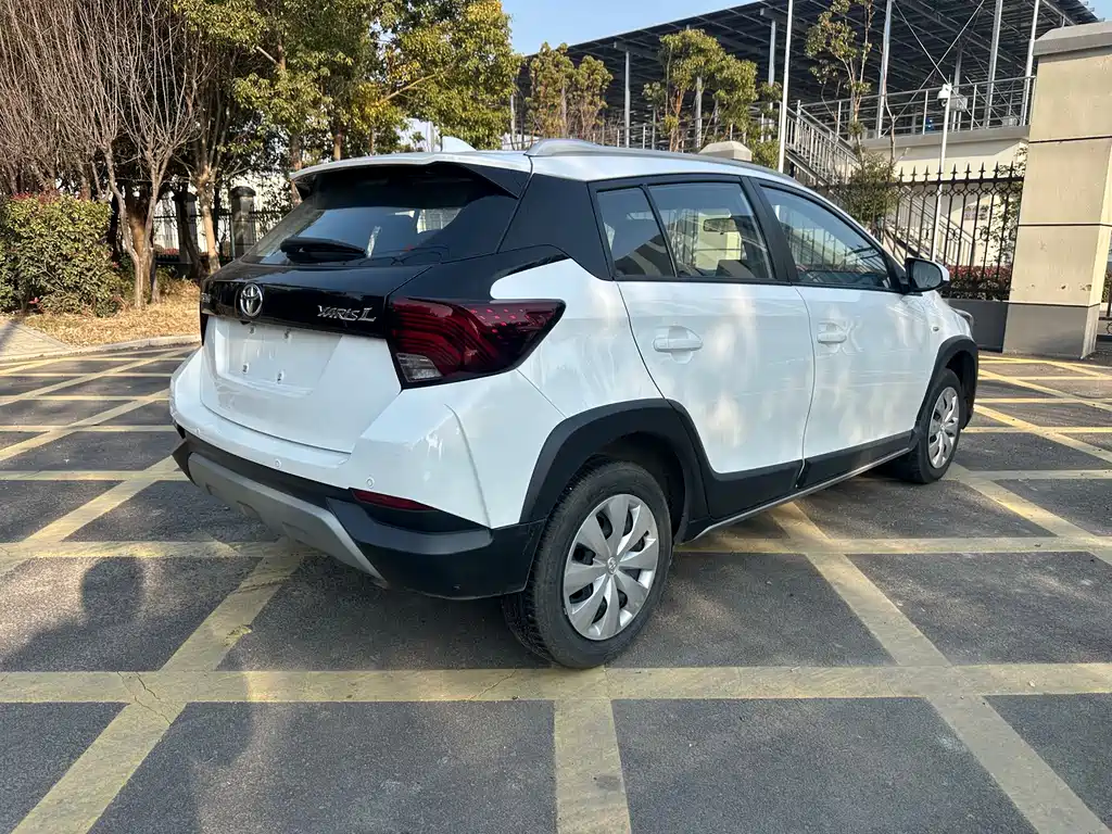 TOYOTA YARIS L ZHIXUAN