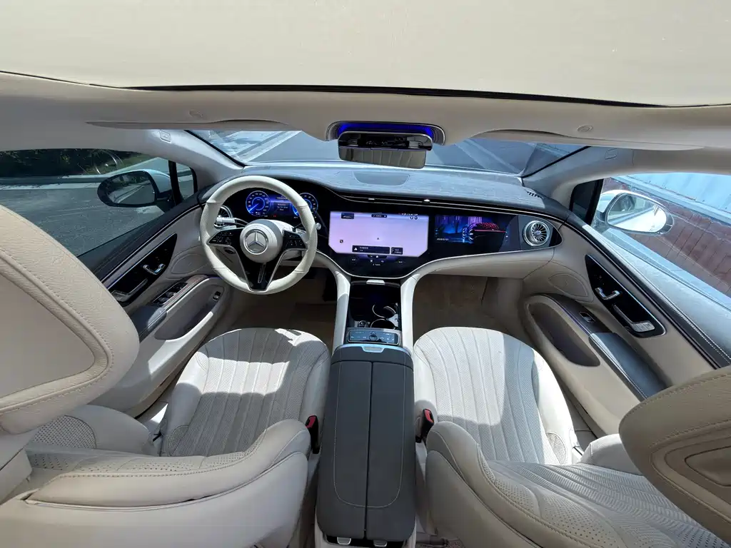 Mercedes-Benz EQS 2022 450+