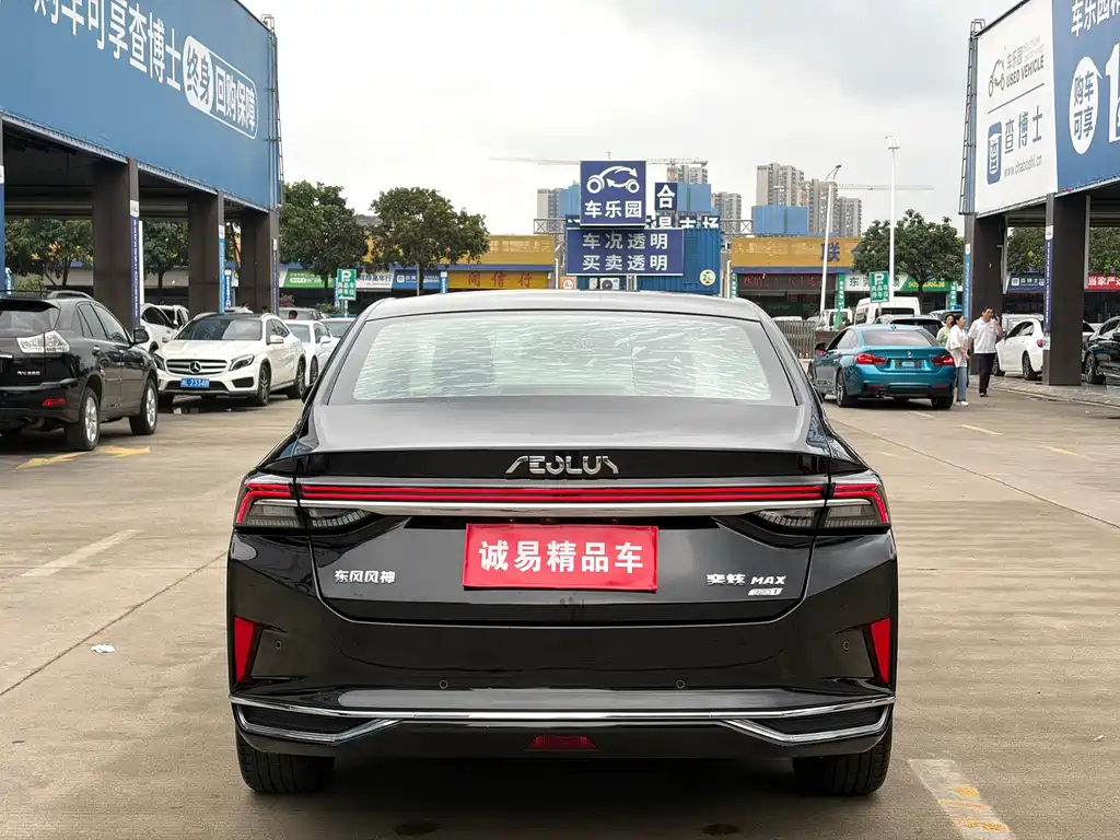 Dongfeng Aeolus Yixuan Max MAX 2022 1.5T